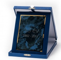 Plakett díszdoboz - 19x23 cm