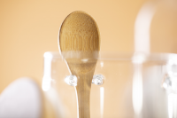 Üveg bögre - bambusz kanállal