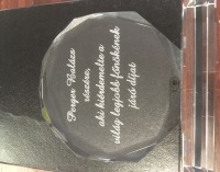 Nyolcszög üvegdíj-17 cm